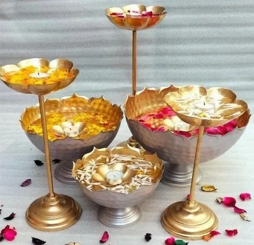 Golden Glow Urli Set – Hammered Iron Bowl with Floating Flower Diyas