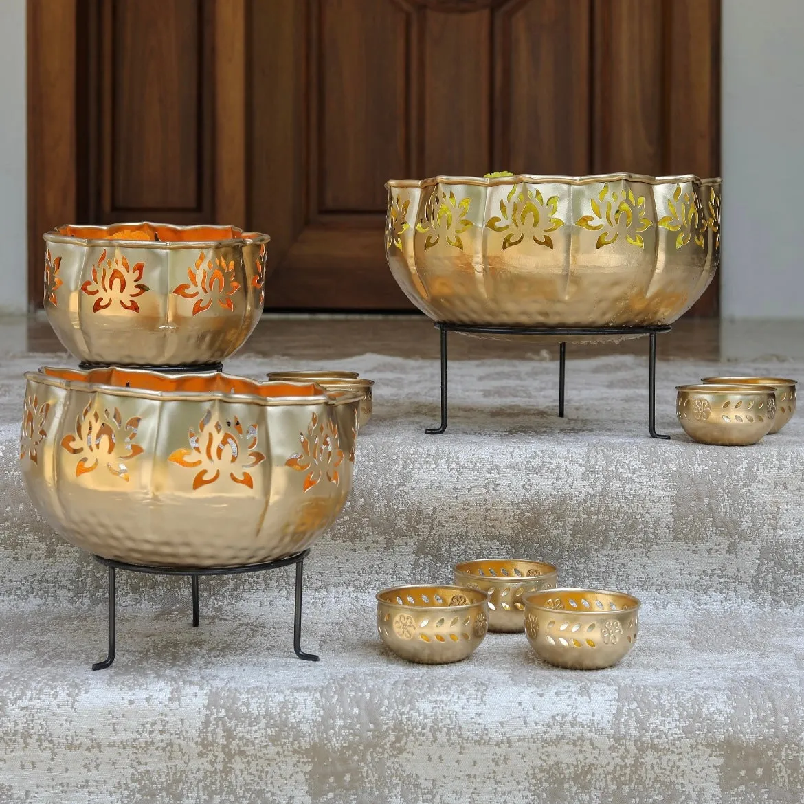 Metallic Lotus Urli Set - Festive Home Decor