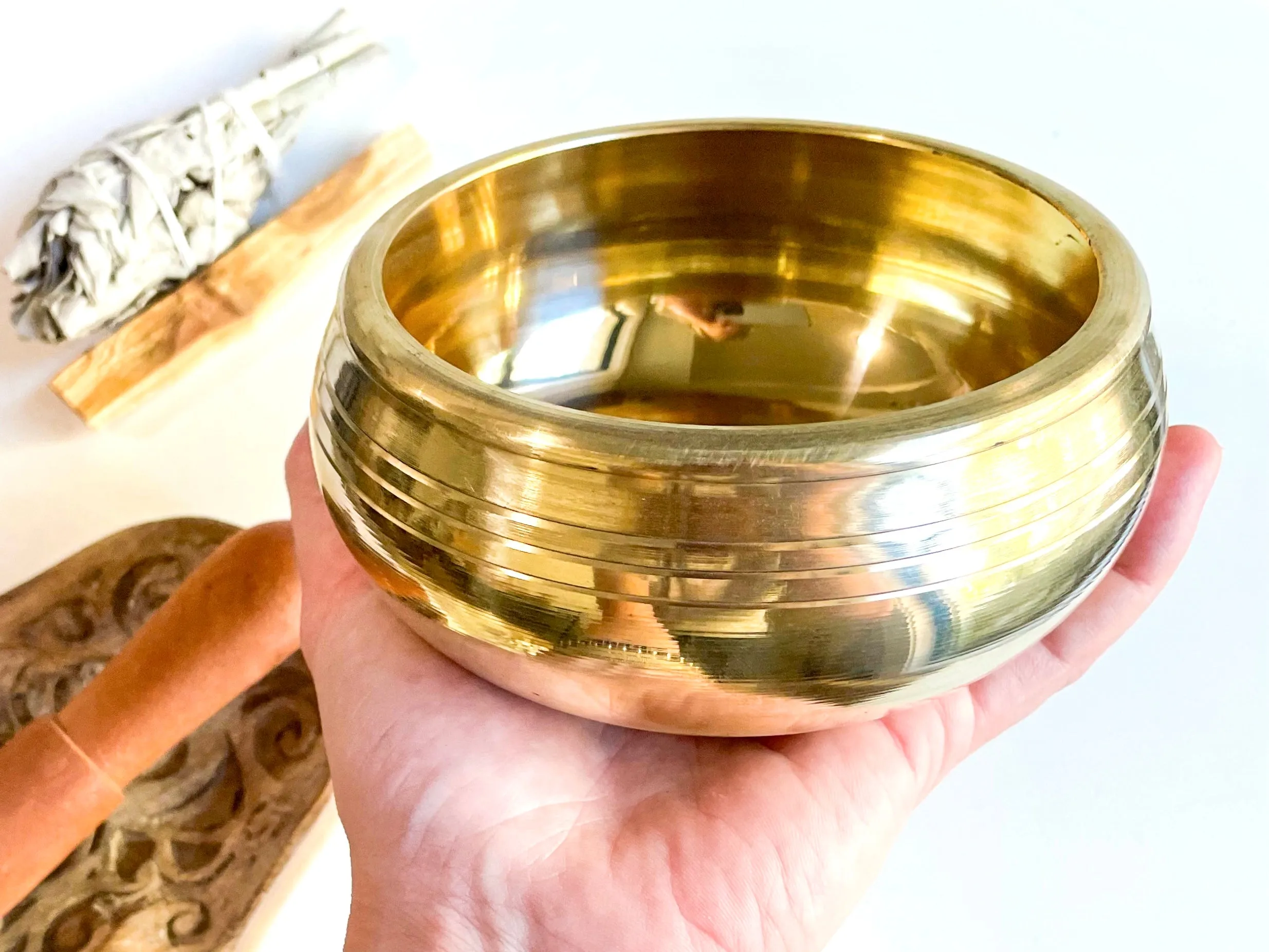 Om Mani Singing Bowl || 5 inch